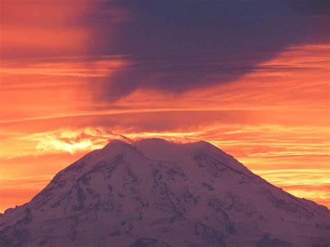 Mount Rainier Erupts in an Explosive Sunrise this Veterals Day Morning and over South Puget ...