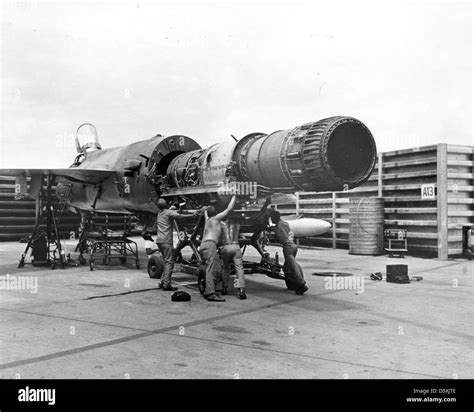 Republic F-105D "Thunderchief" engine change in Vietnam Stock Photo ...