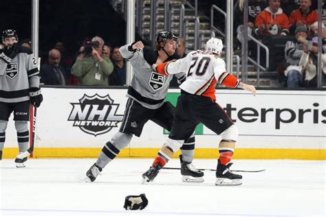 GUEST POST: Analysis of Hockey Fights — THE FIGHT SITE