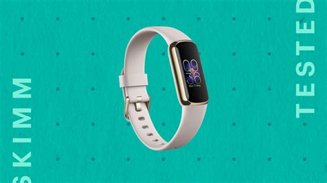 Why the FitBit Luxe Is the Fitness Tracker You Need | theSkimm