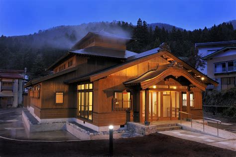 Why Nozawa Onsen is One of Japan's Premier Winter Getaways | Tokyo Weekender