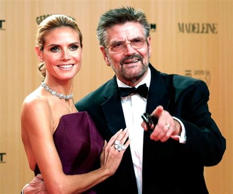 Heidi Klum Hugs Her Dad on the Red Carpet, Stuns in Ball Gown - Us Weekly