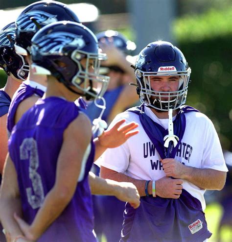 NCAA FOOTBALL: 'Purple Power': UW-Whitewater makes return to Stagg Bowl