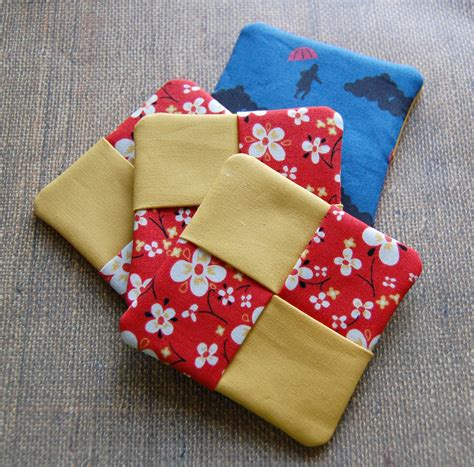 The Craftinomicon: Tutorial: Fabric Coasters