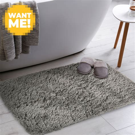 50% off on 2x Non-Slip Fluffy Bath Mats | OneDayOnly