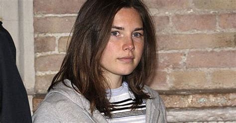 Meredith Kercher murder trial: Court hears how Arrested Amanda Knox did ...