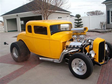 1932 FORD 5 WINDOW COUPE HOT ROD