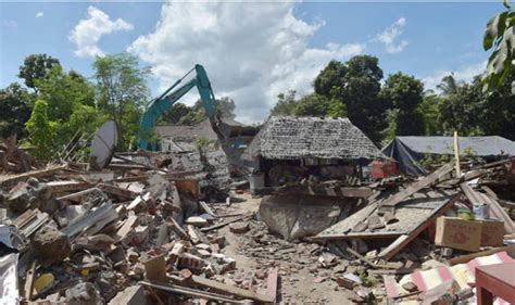 Indonesia earthquake damage: Death toll hits 430 as Lombok faces $342million damage bill | World ...