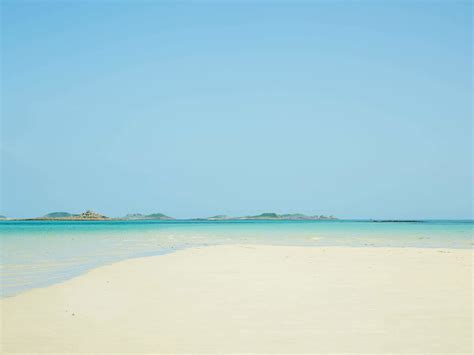 5 top beaches on the Isles of Scilly