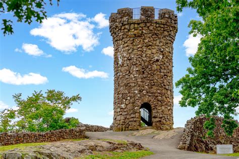 The Best Hiking Trails in Connecticut | Let's Roam