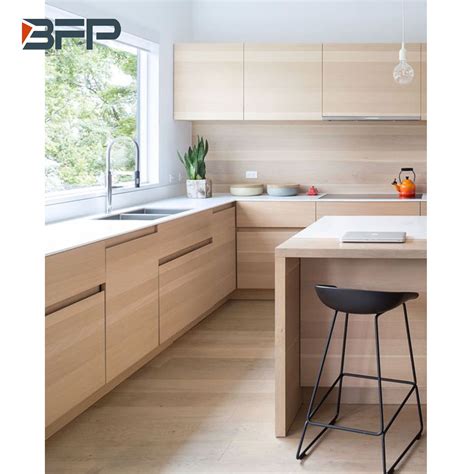 Wood Grain Melamine Finish Flat Panel Free Handle Modern Kitchen - China Kitchen Cabinets and ...