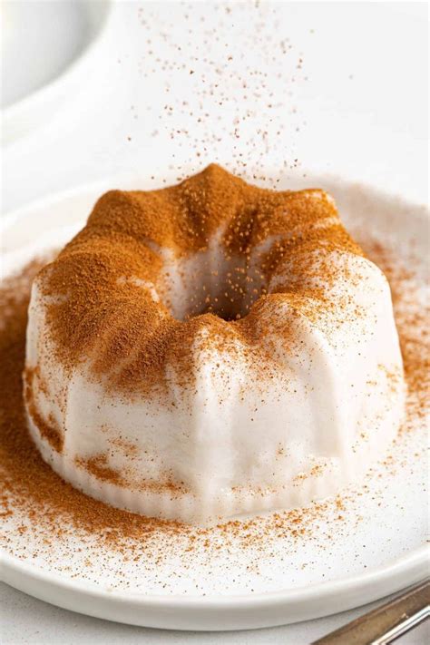 Puerto Rican Tembleque (Coconut Pudding) | Salima's Kitchen | Recipe | Coconut pudding, Desserts ...