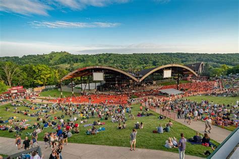 Alpine Valley Music Theatre - 2023 show schedule & venue information ...