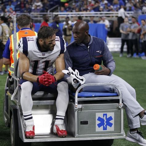 Julian Edelman's Knee Injury Confirmed as Completely Torn ACL | Knee ...