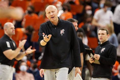 Louisville men’s basketball coach Chris Mack out after 3-plus seasons ...