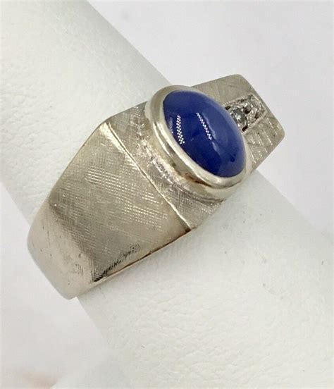 Linde Star Sapphire Ring - stonejasela