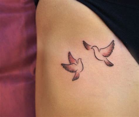 Tatuajes de palomas. Todo un símbolo de paz, armonía y felicidad. Las ...