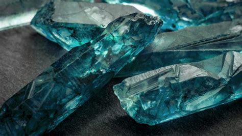 Aquamarine is the lucky stone of people born in the month of March.