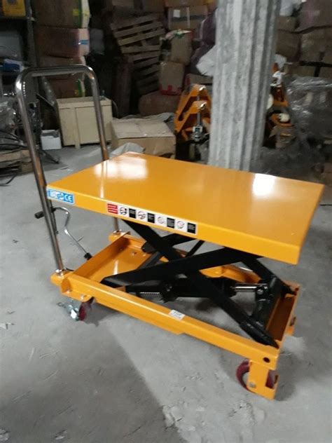 Mild Steel Hydraulic Lifting Table at Rs 25000 in Gurgaon | ID: 2849260529748