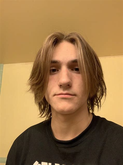 Should I keep or cut my hair? : r/malehairadvice