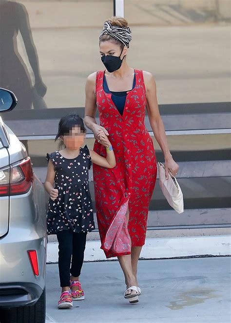 Eva Mendes & Ryan Gosling Seen With Daughters Esmerelda & Amada In LA – Hollywood Life