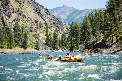 2019 Salmon River Trip | America Outdoors