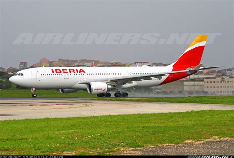 Airbus A330-202 - Iberia | Aviation Photo #2782149 | Airliners.net