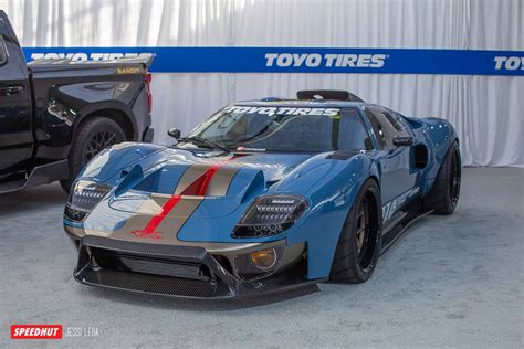 1966 GT40 Supercar: Chris Ashton's SEMA Build - SPEEDHUT® Custom Gauges