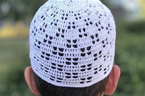 Kufi hat men pattern