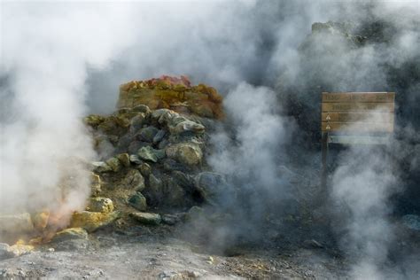 Solfatara Crater | Pozzuoli & Surrounds, Italy Pozzuoli & Surrounds ...