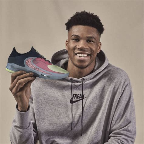 Giannis Antetokounmpo Unveils His New Nike Zoom Freak 4 Shoe – aGOODoutfit