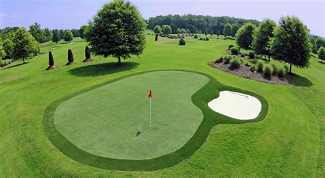 Synthetic Turf on Golf Courses / Courts & Greens