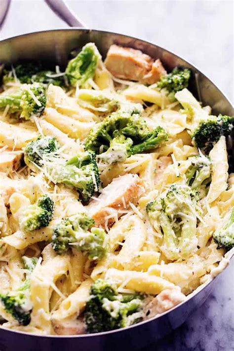 Three Cheese Chicken Broccoli Alfredo | The Recipe Critic