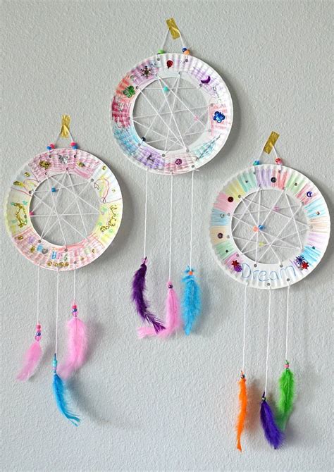 10 Fun Feather Crafts For Kids - diy Thought