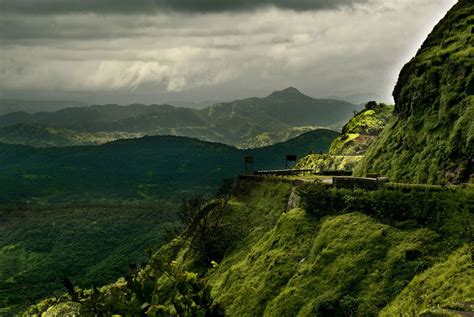 LONAVALA Reviews, Tourist Places, Tourist Destinations, Tourist ...