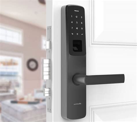 Ultraloq UL300 is the Most Advanced Smart Door Lock I've Seen