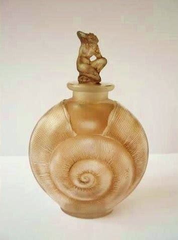 Vicsmuse: The Perfume Bottles of Rene Lalique