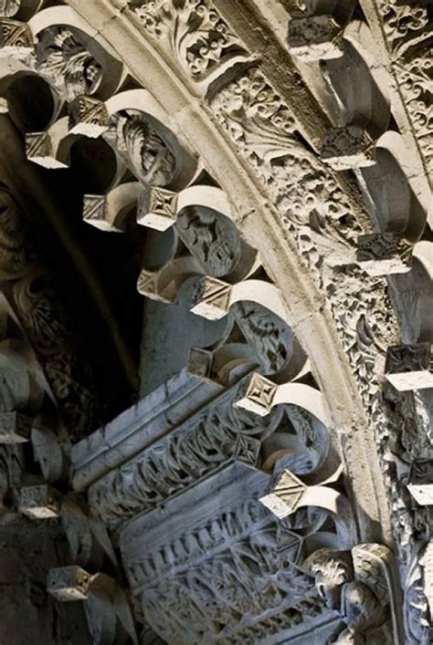 The Rosslyn Chapel Carvings: Facts, Mysteries, and Conspiracies ...