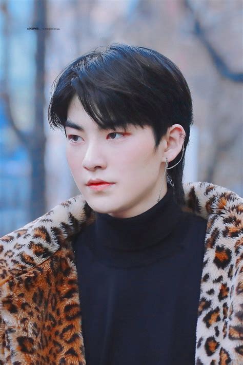 hwall THE BOYZ | New boyz, Girls valentines, Sparkling stars