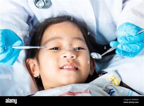 Caries examination hi-res stock photography and images - Alamy