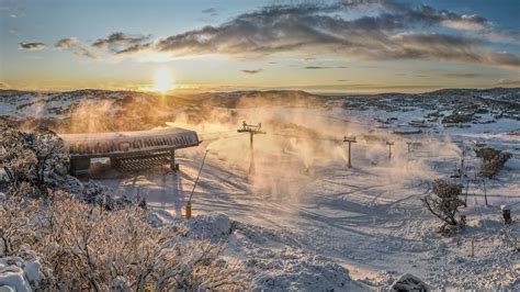 Perisher Ski Resort Guide | Snow-Forecast.com