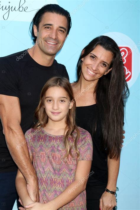 Gilles Marini actor and model with family – Stock Editorial Photo © s ...