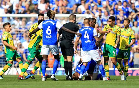 Norwich vs Ipswich 'easiest game all season' for high-flying Canaries