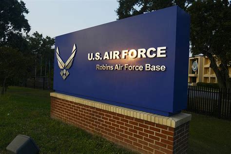 Robins Air Force base plans to add 1,200 jobs