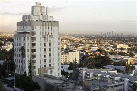 Swanky Sunset Tower Hotel sells to part owner Jeff Klein - Curbed LA