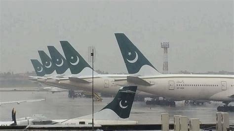 Analysing Pakistan International Airlines fleet - Pakistan Aviation