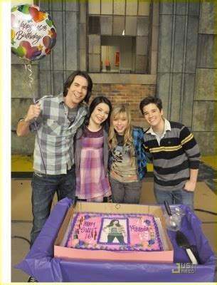 Celebrating Miranda's 16th Birthday with 'iCarly' cast - iCarly Photo ...