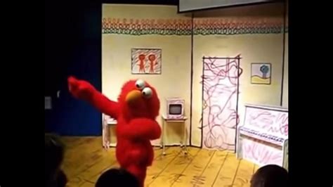 Sesame Place: Elmo’s World Live: Halloween Footage (Higher Quality) - YouTube