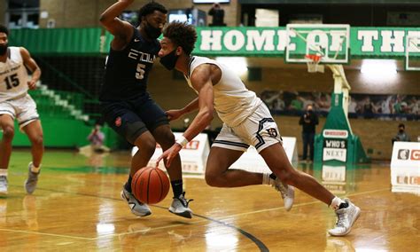 High school basketball: DePaul Prep beats Evanston to finish off ...