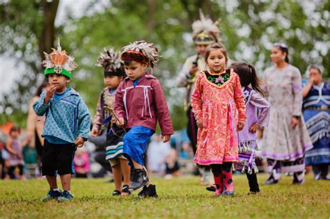 Canada pledges to compensate First Nations children billions of dollars ...